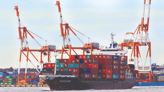 India-China trade deficit at $30 bn during April-Sept India-China trade deficit at $30 bn during April-Sept
