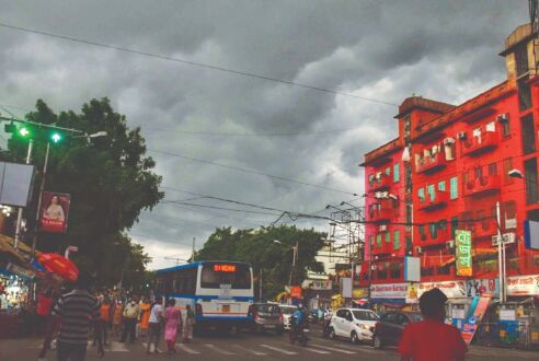 Cyclonic storm with speed of 30 to 40 kmph to hit districts of Gangetic Bengal on Dec 4 Cyclonic storm with speed of 30 to 40 kmph to hit districts of Gangetic Bengal on Dec 4