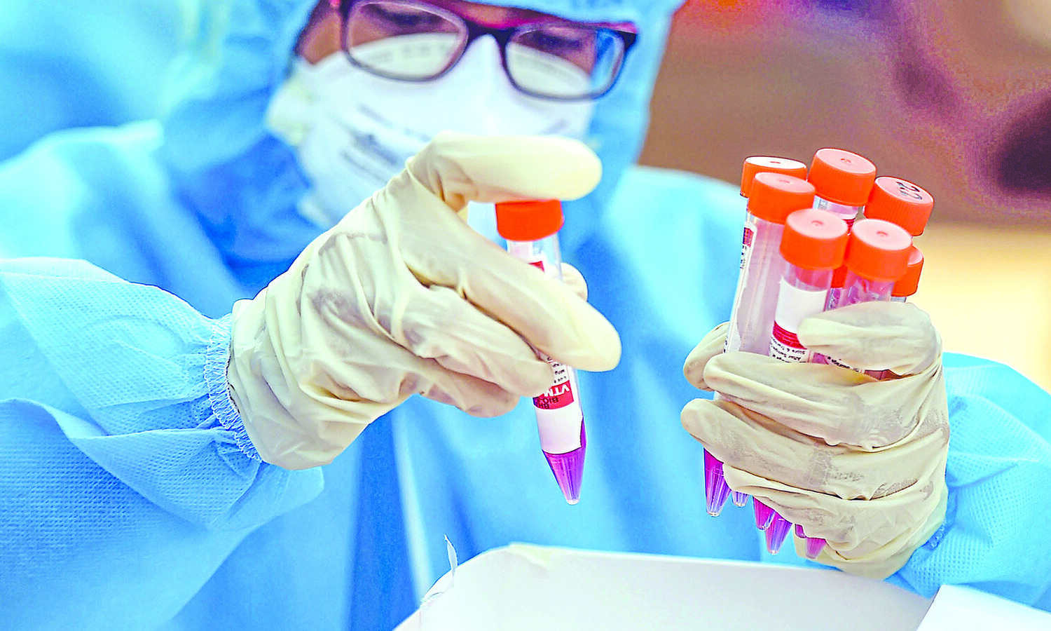 18 of 16,000 fliers from at-risk nations test +ve