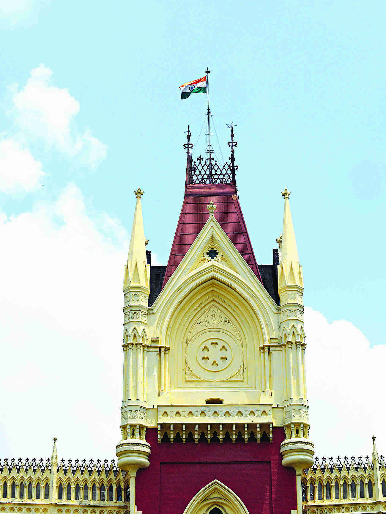 School students shouldnt suffer due to pending litigation: HC School students shouldnt suffer due to pending litigation: HC