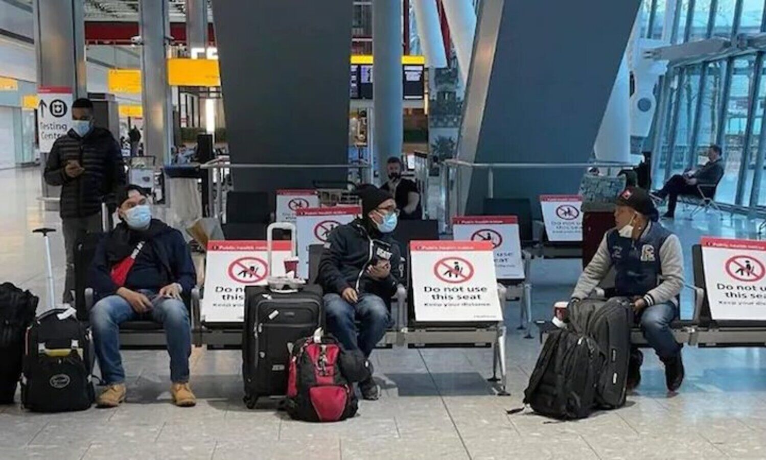 US makes it mandatory for all incoming passengers to carry negative COVID-19 test report