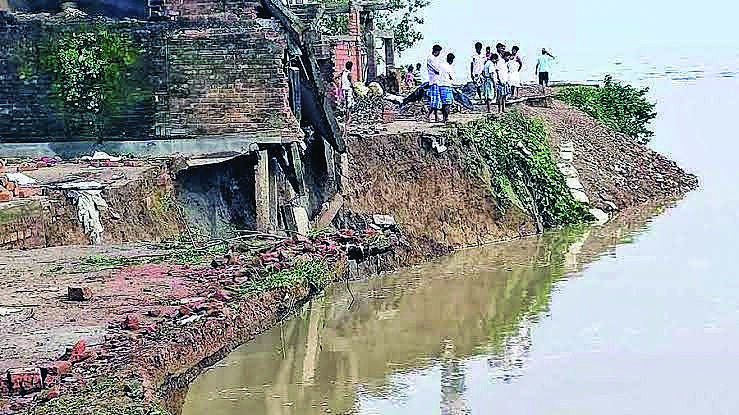 Bengal takes up a set of projects worth Rs 100 cr to check erosion Bengal takes up a set of projects worth Rs 100 cr to check erosion