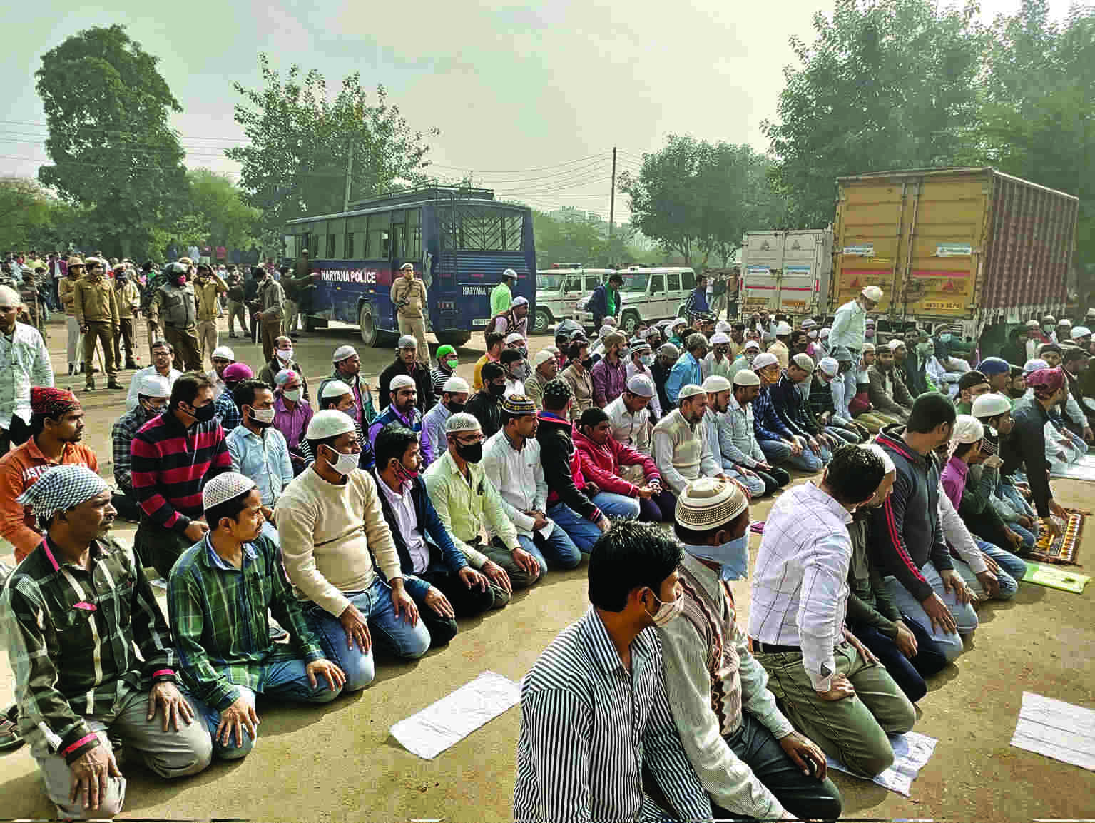 Muslim groups reject reduced Namaz sites, claim Ggm admin consulted with outsiders Muslim groups reject reduced Namaz sites, claim Ggm admin consulted with outsiders