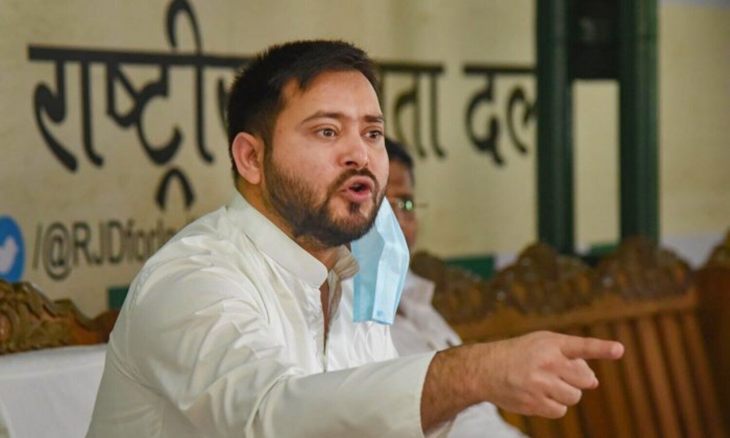 Lalu Yadavs son Tejashwi to get married soon