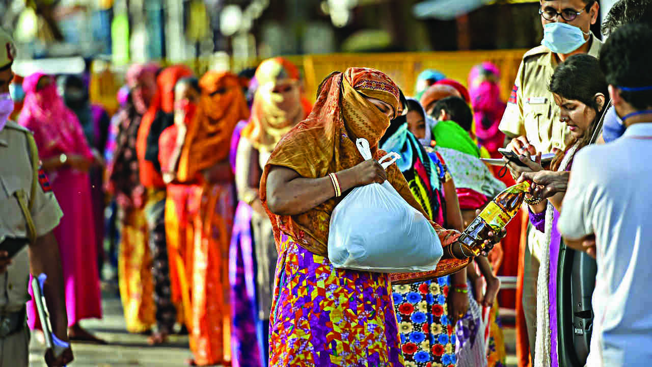 Providing food to needy topmost priority, HC tells Delhi government Providing food to needy topmost priority, HC tells Delhi government