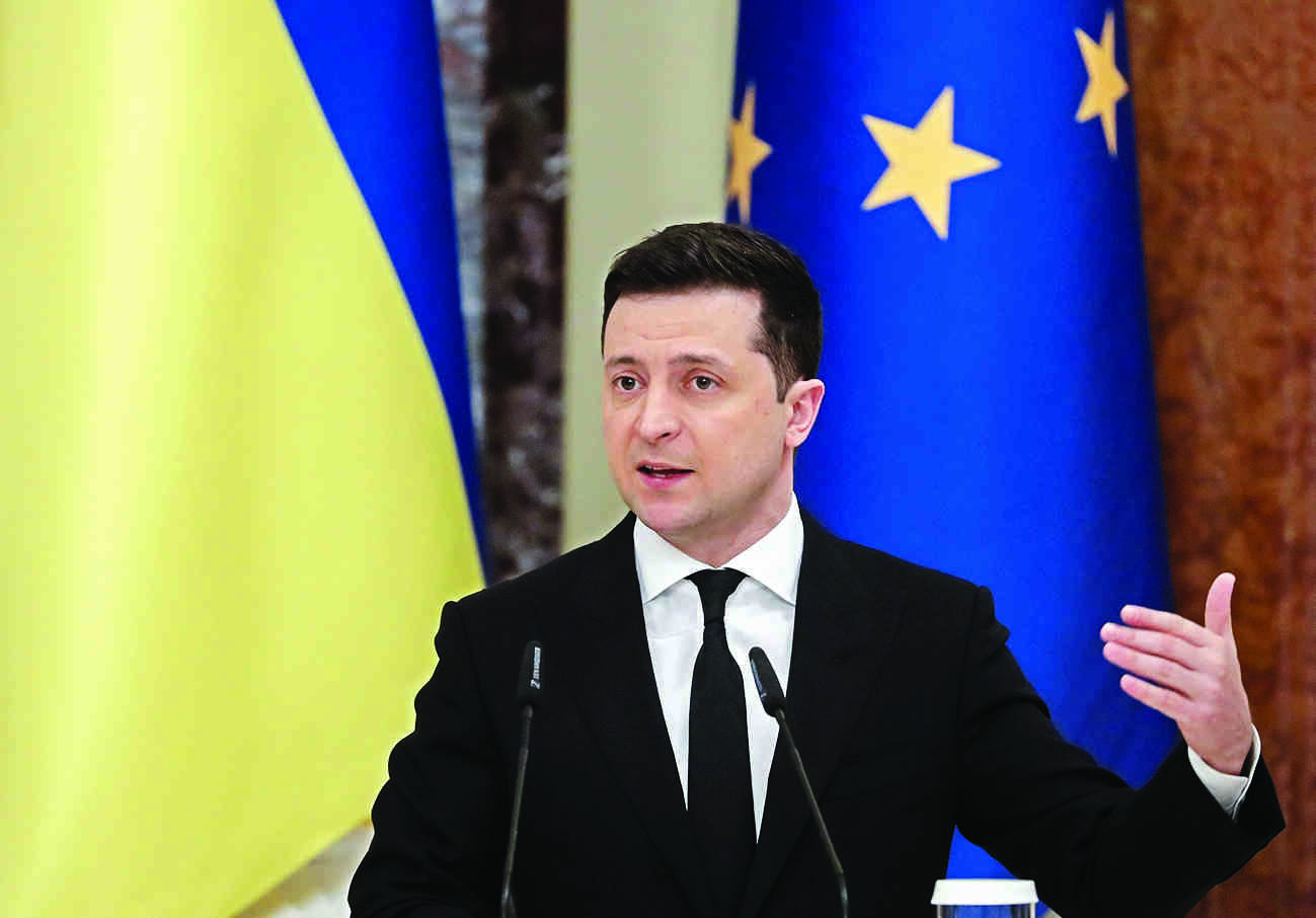 Ukraines President hopes for dialogue with Russia amid tensions along countrys border Ukraines President hopes for dialogue with Russia amid tensions along countrys border