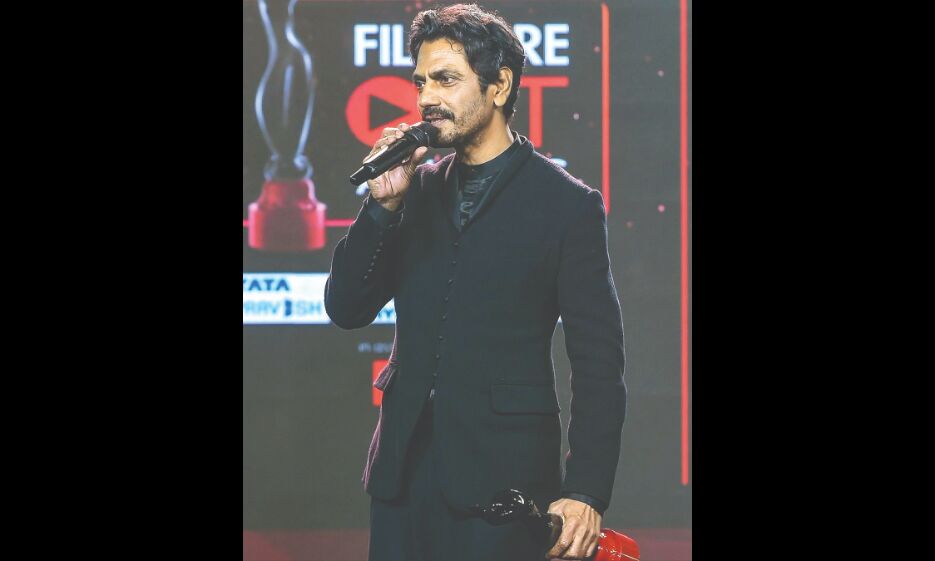 Sudhir, Nawazuddin honoured at Filmfare OTT Awards