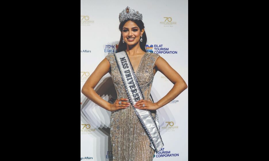 Priyanka, Lara congratulate Miss Universe 2021 winner Harnaaz Sandhu