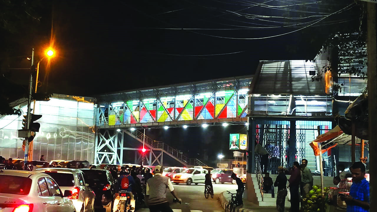 Foot overbridge at Chingrighata to be thrown open to people on December 23 Foot overbridge at Chingrighata to be thrown open to people on December 23