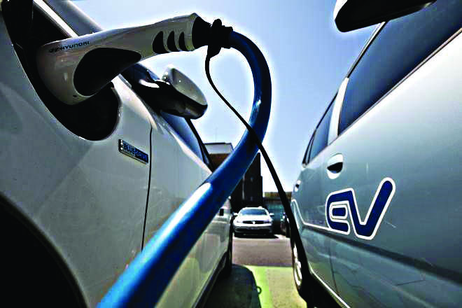 Electric vehicle registrations surge past CNG,  diesel — account for 9% of sales b/w Sep & Nov