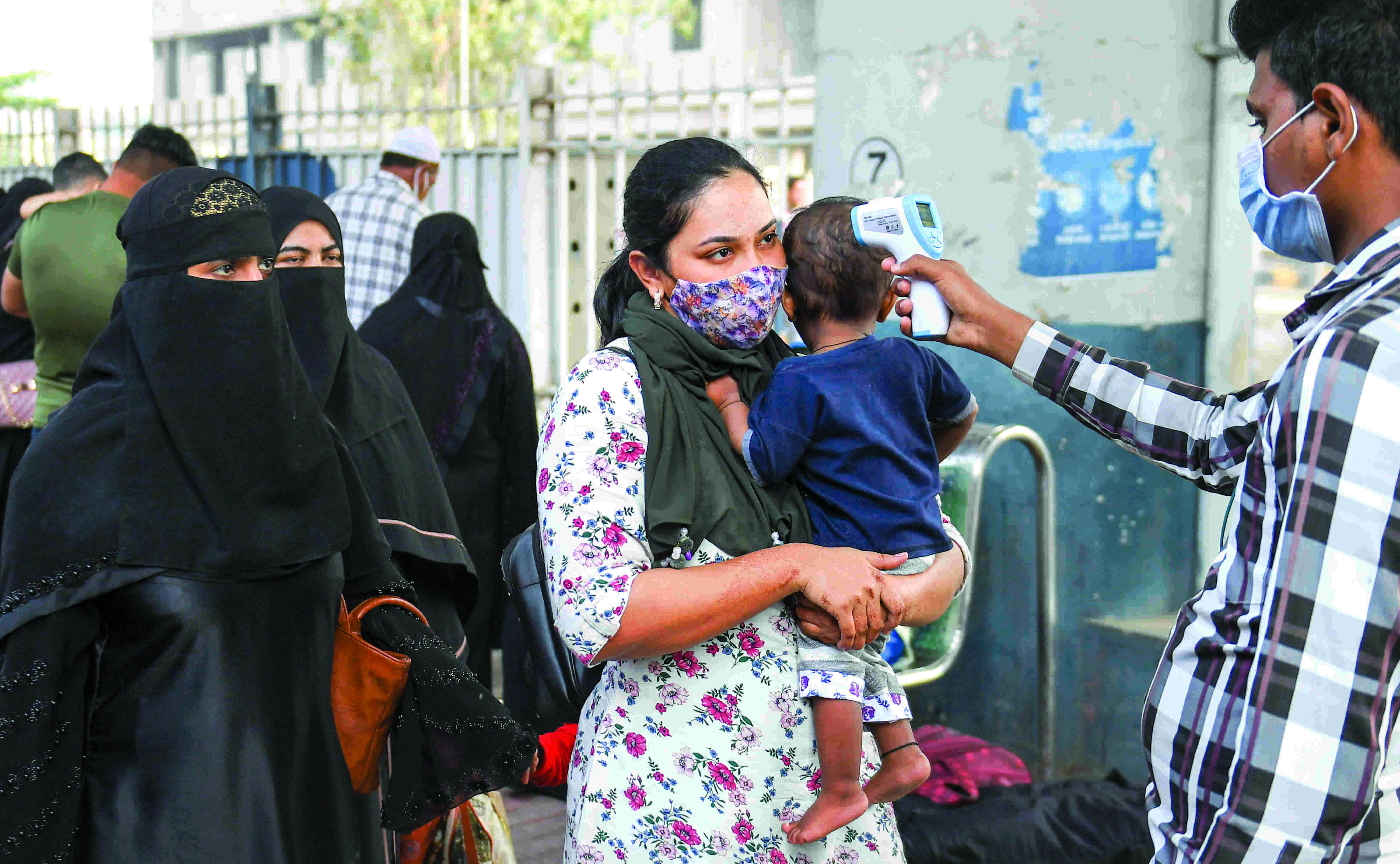 Maha reports 684 Covid cases, 8 of them infected with Omicron