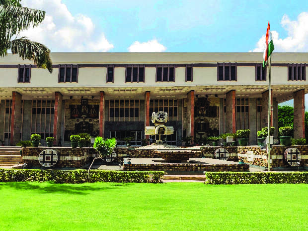 HC grants protection to inter-faith couple, says cops liable for lapses