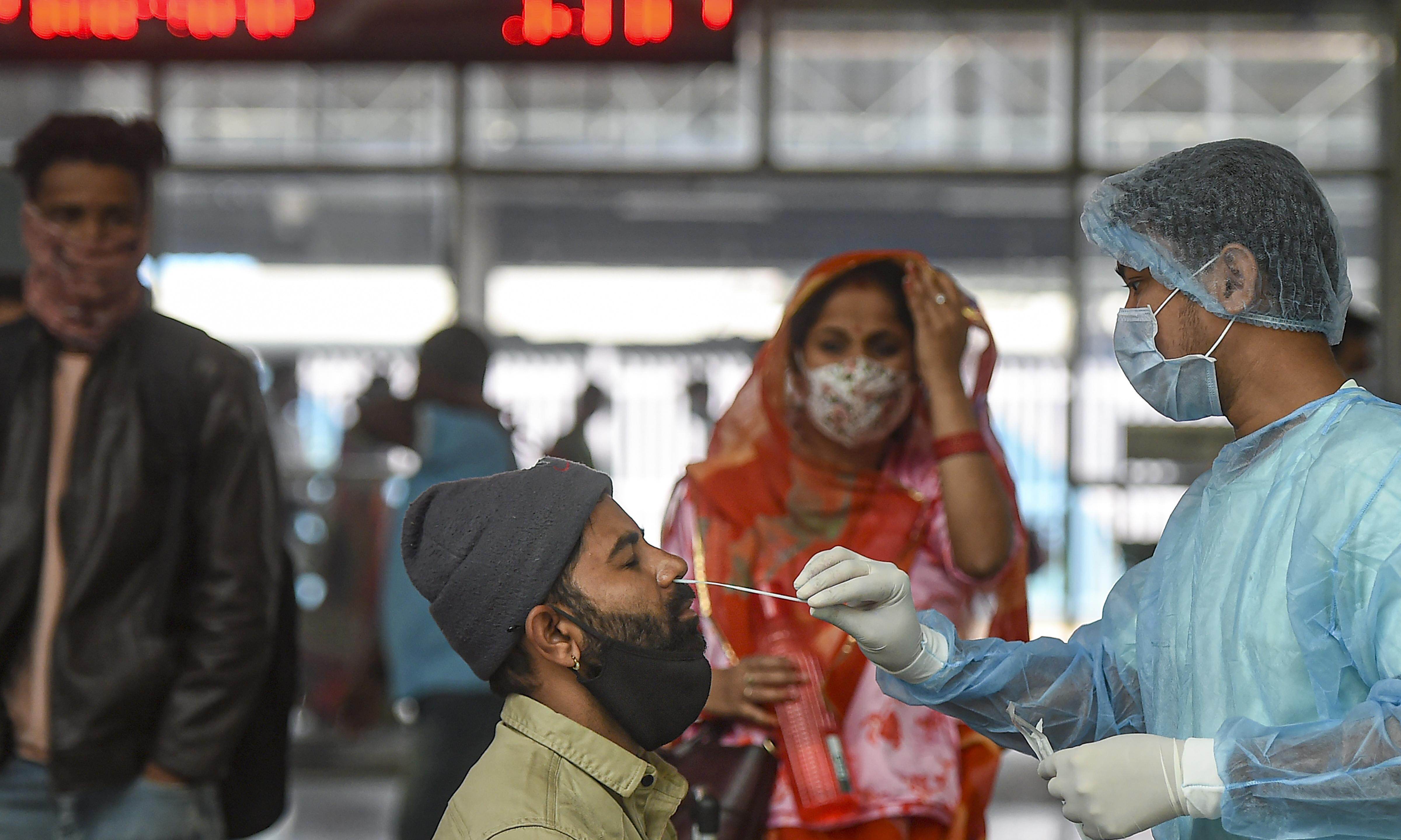 Delhi logs 10 new cases of Omicron; total reaches 20 Delhi logs 10 new cases of Omicron; total reaches 20