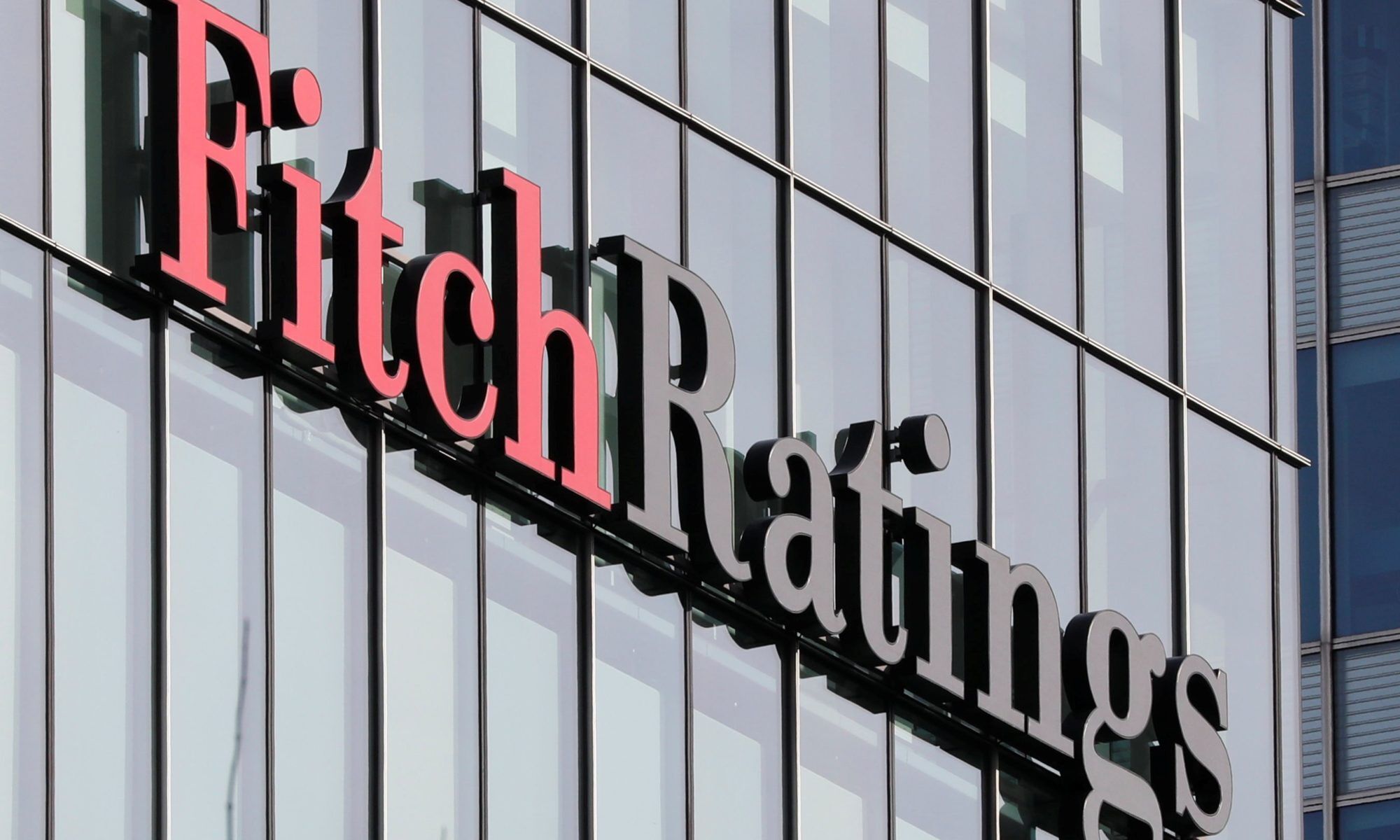 Fitch downgrades Sri Lankas sovereign rating to CC