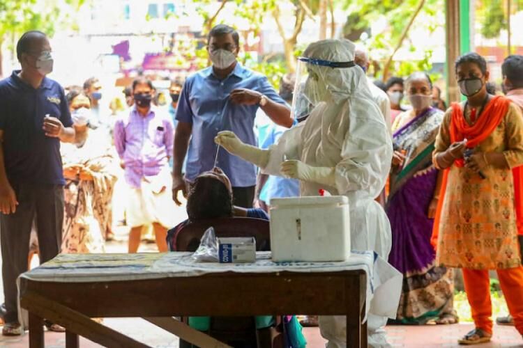 Kerala logs 3,297 new COVID-19 cases Kerala logs 3,297 new COVID-19 cases