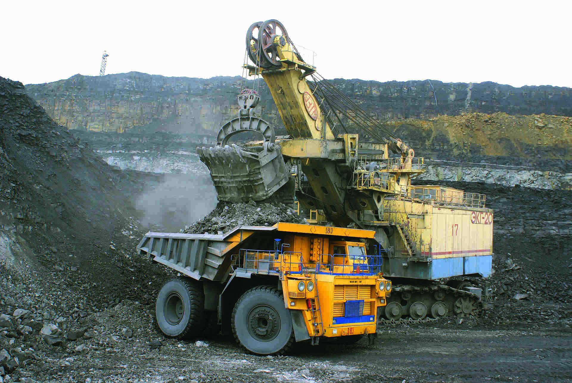 Indias coal import declines 27% to 16 mn tonnes in October Indias coal import declines 27% to 16 mn tonnes in October