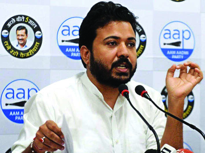AAP accepts BJPs debate challenge on corruption allegations in MCD AAP accepts BJPs debate challenge on corruption allegations in MCD