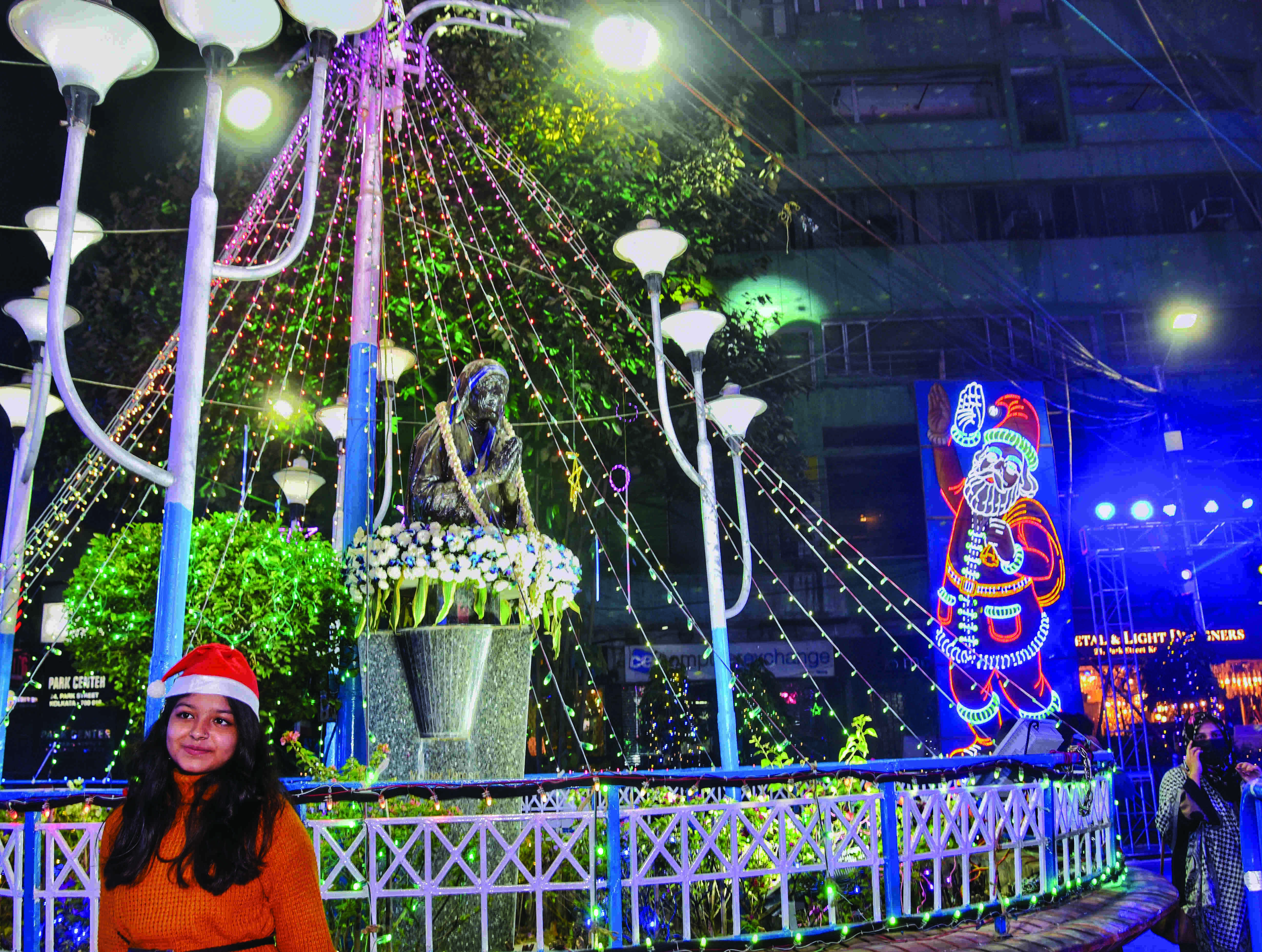 About 1500 cops on Dec 24-25 & 3K on Dec 31 will be deployed in Park Street and Maidan area About 1500 cops on Dec 24-25 & 3K on Dec 31 will be deployed in Park Street and Maidan area