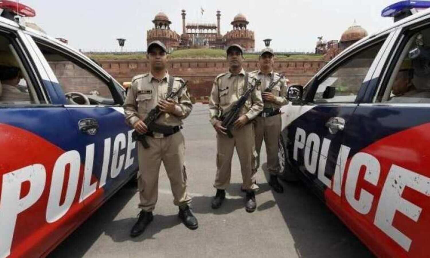 X-Mas celebrations muted in Delhi amid Omicron fears