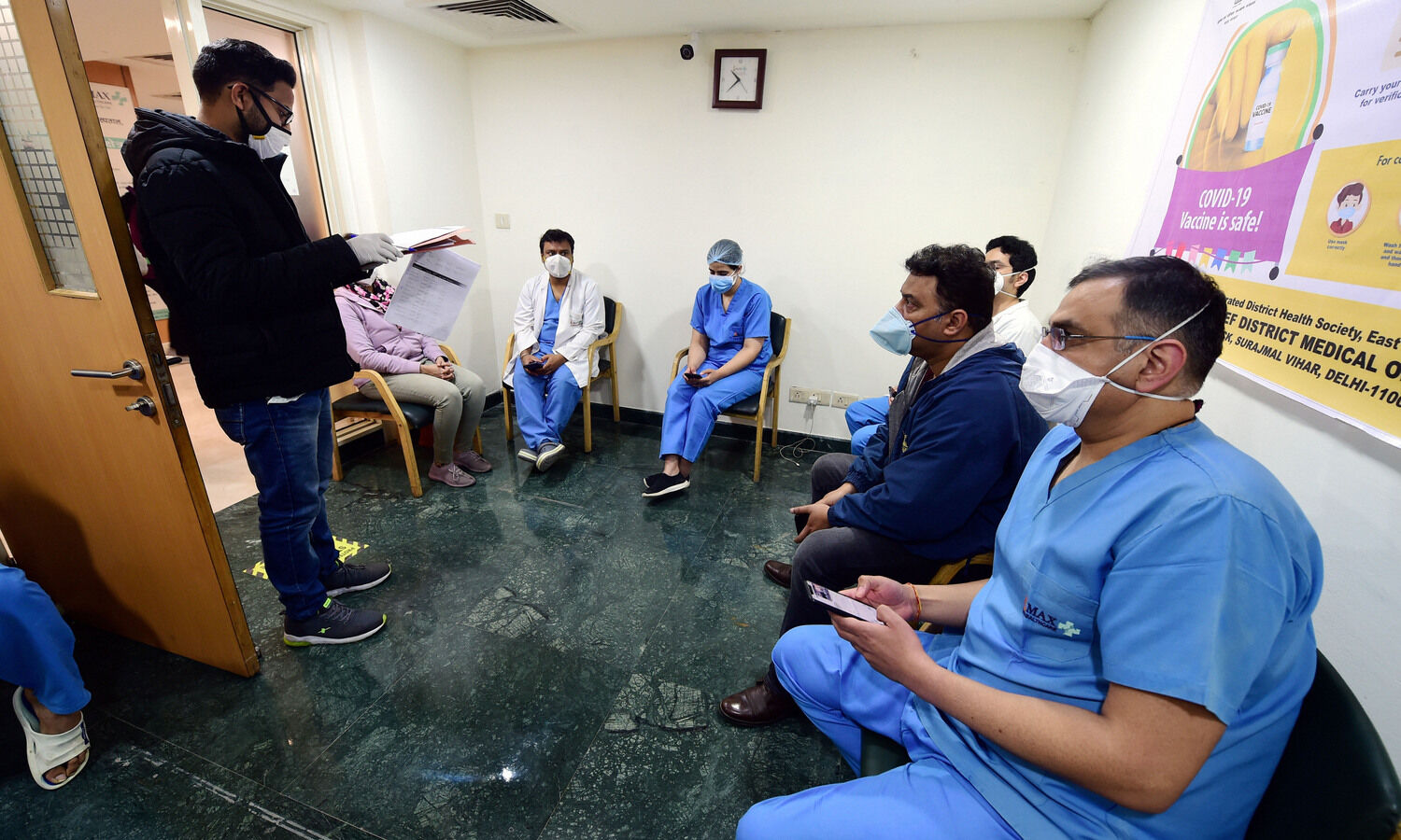Delhi records 290 more COVID-19 cases; positivity rate jumps to 0.55 pc
