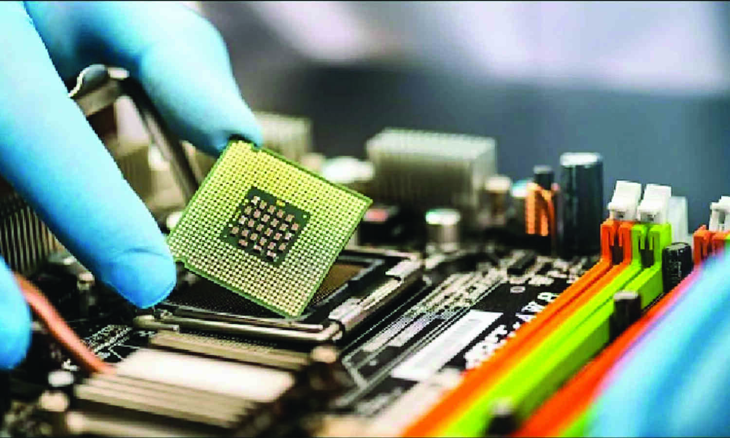 Well love to see Intel, TSMC, Samsung, other semiconductor giants invest in India: MoS IT