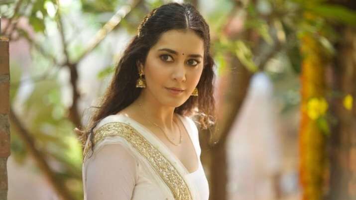 Nervous to see how Hindi audience will receive me: Raashi Khanna Nervous to see how Hindi audience will receive me: Raashi Khanna