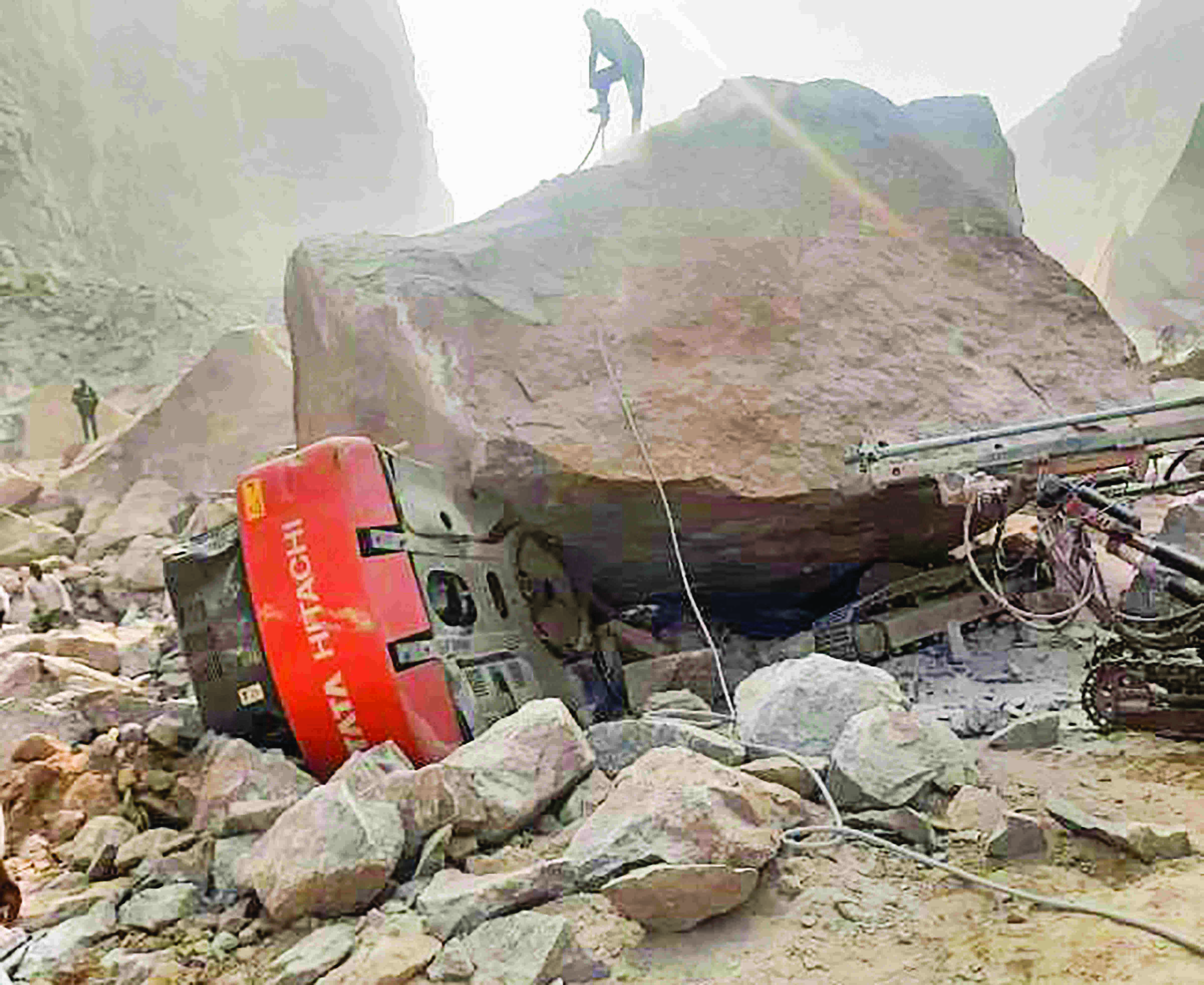 4 dead in landslide, more feared trapped 4 dead in landslide, more feared trapped