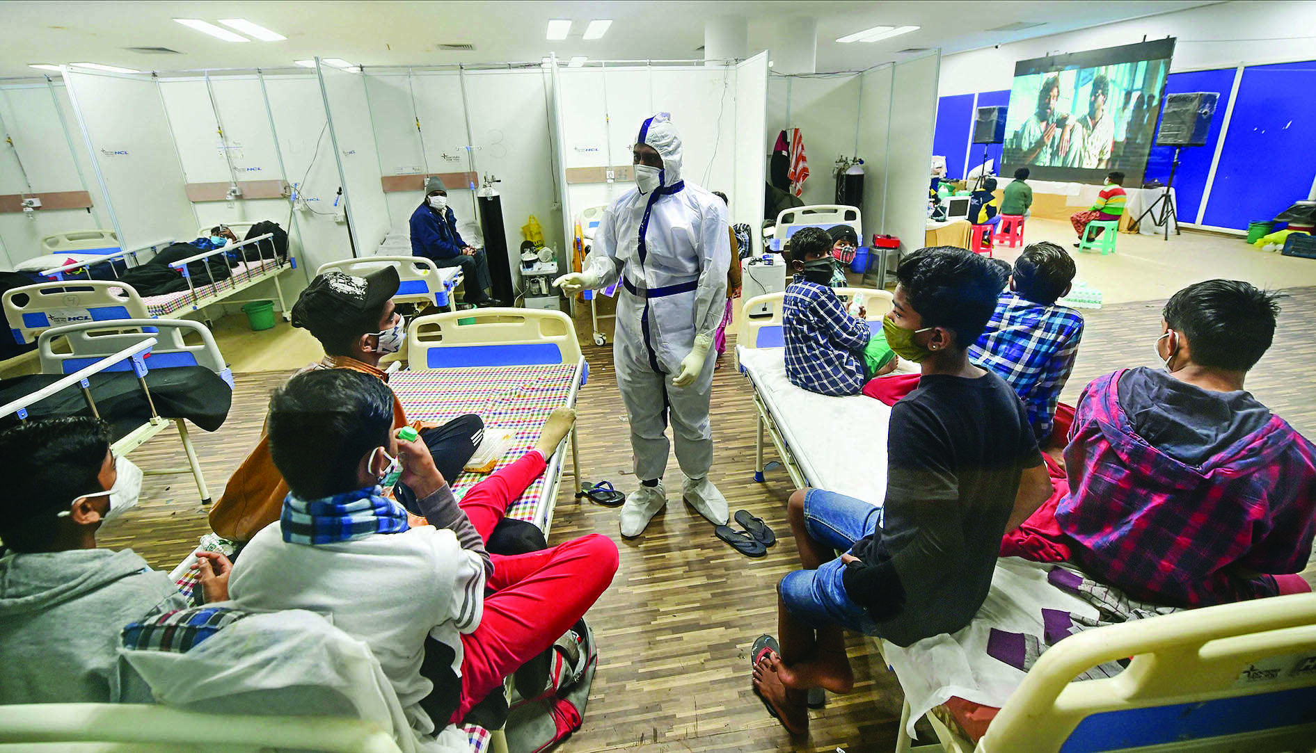 Daily Covid deaths see sharp rise  as Delhi reports 22.7K new cases