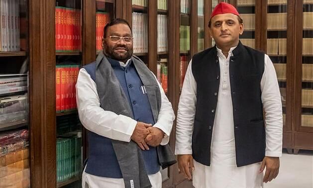 Setback for BJP as UP Labour Minister quits Yogi cabinet, joins SP Setback for BJP as UP Labour Minister quits Yogi cabinet, joins SP