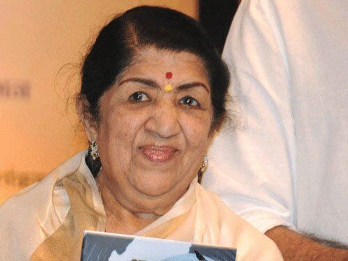 Lata Mangeshkar, Sussanne Khan, Keerthy Suresh test +ve Lata Mangeshkar, Sussanne Khan, Keerthy Suresh test +ve