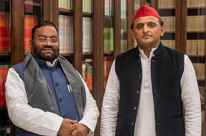 Arrest warrant issued against ex-UP Minister Swami Prasad Maurya Arrest warrant issued against ex-UP Minister Swami Prasad Maurya