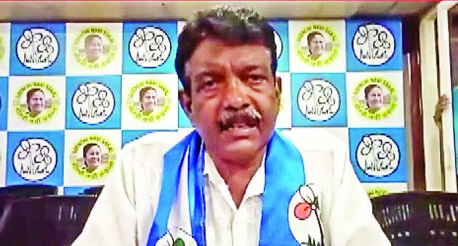 Goa: Ex-Cong MLA Victor Gonsalves joins TMC Goa: Ex-Cong MLA Victor Gonsalves joins TMC