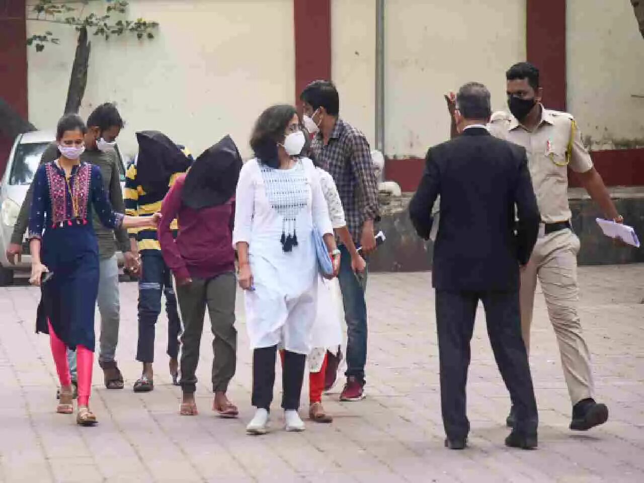 Bulli Bai app: 2 accused sent to judicial custody by court; one of them alleges assault during interrogation Bulli Bai app: 2 accused sent to judicial custody by court; one of them alleges assault during interrogation