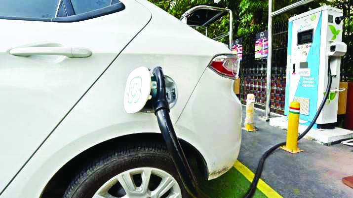 Ride aggregators, delivery  services to get EV target,  govt to put up draft policy