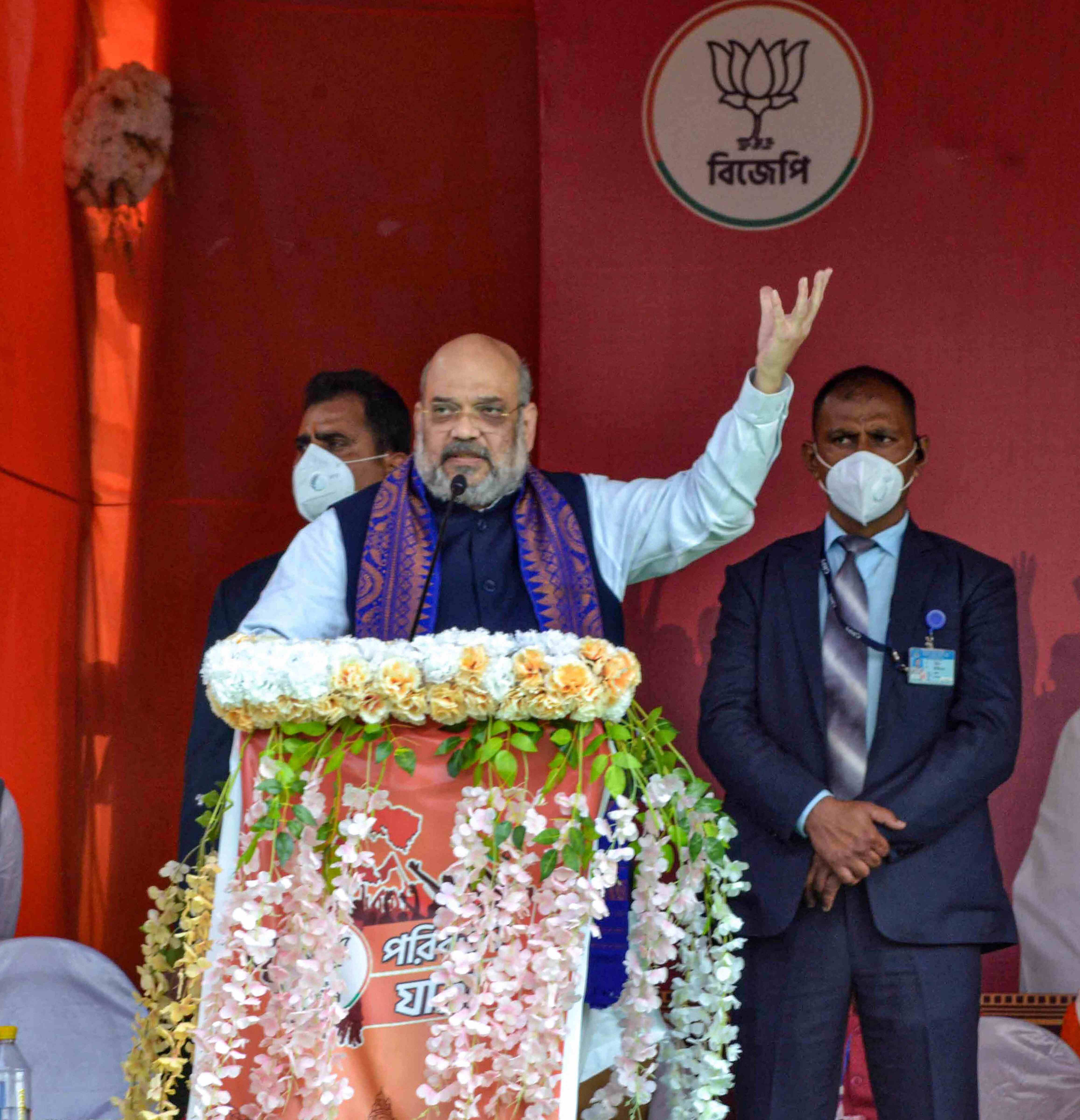 Amit Shah compliments Modi, citizens for successful completion of 1 yr of Covid vaccination