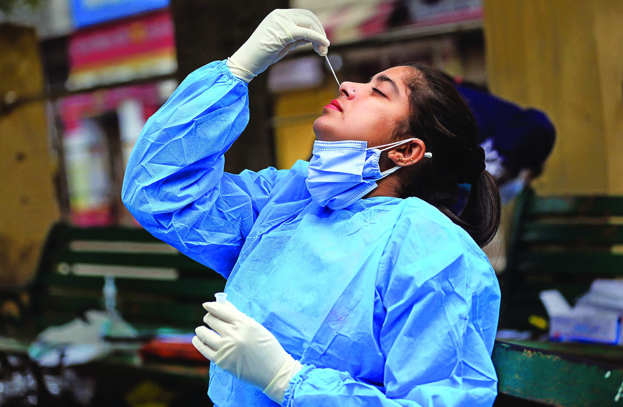 India reports 2,71,202 new infections, 314 fresh fatalities