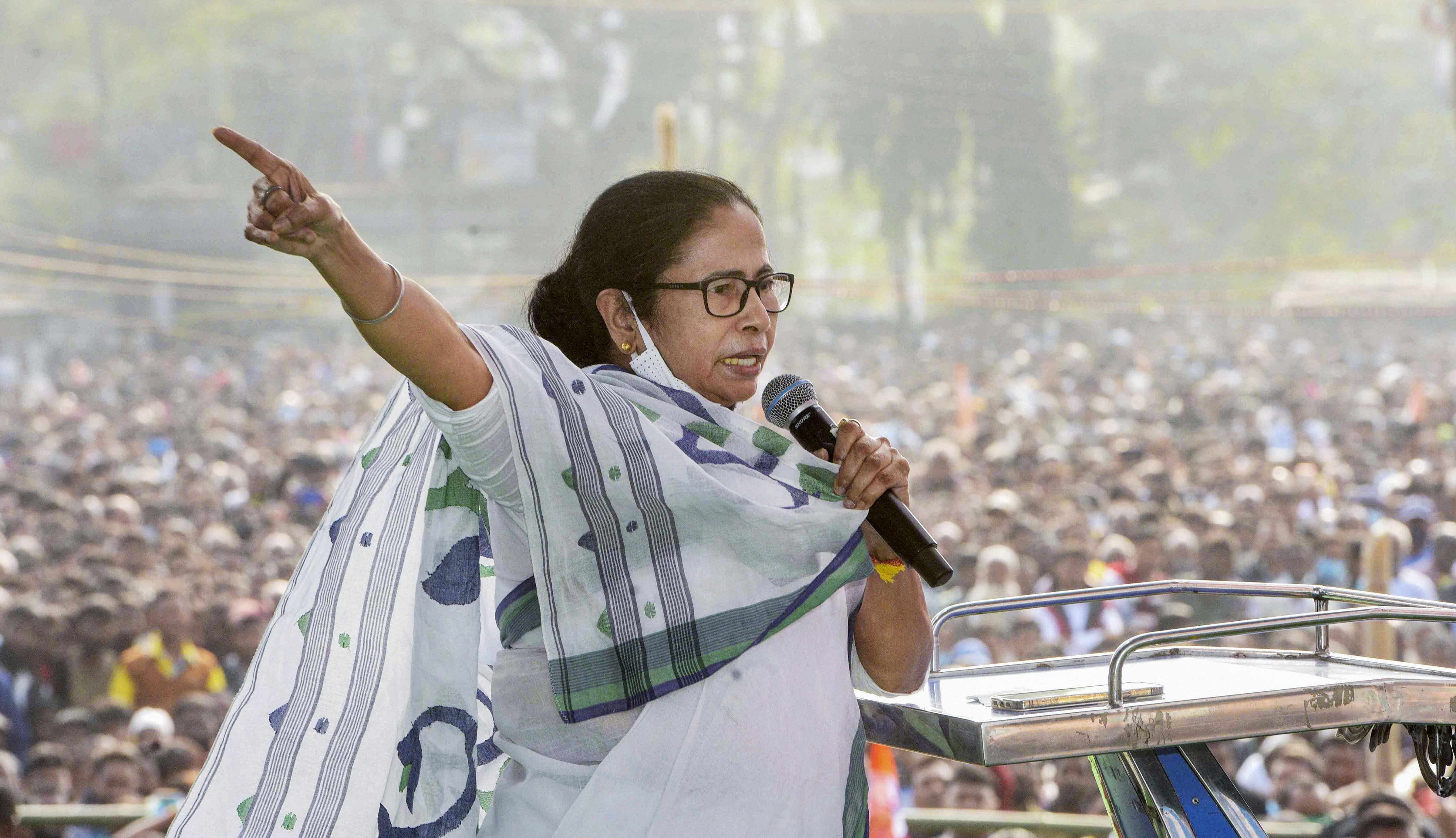 Mamata to campaign for SP in upcoming UP polls Mamata to campaign for SP in upcoming UP polls