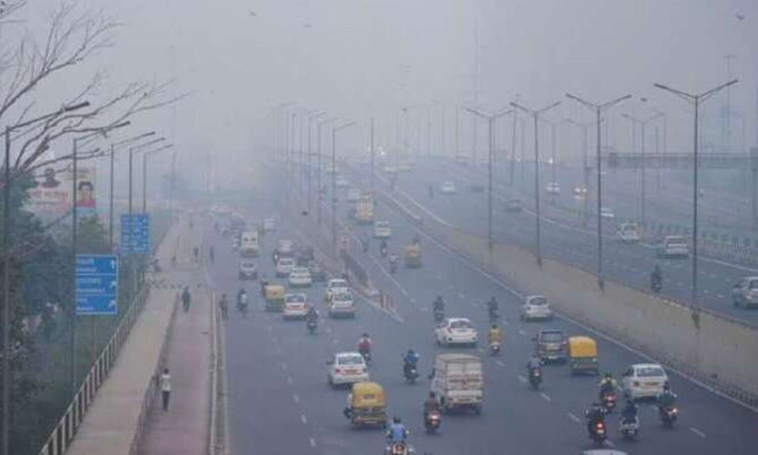Foggy morning in Delhi; minimum temp at 9.8 deg C