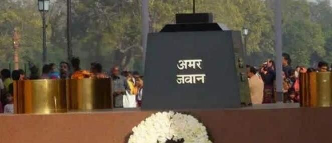 Amar Jawan Jyoti merged with eternal flame at National War Memorial Amar Jawan Jyoti merged with eternal flame at National War Memorial