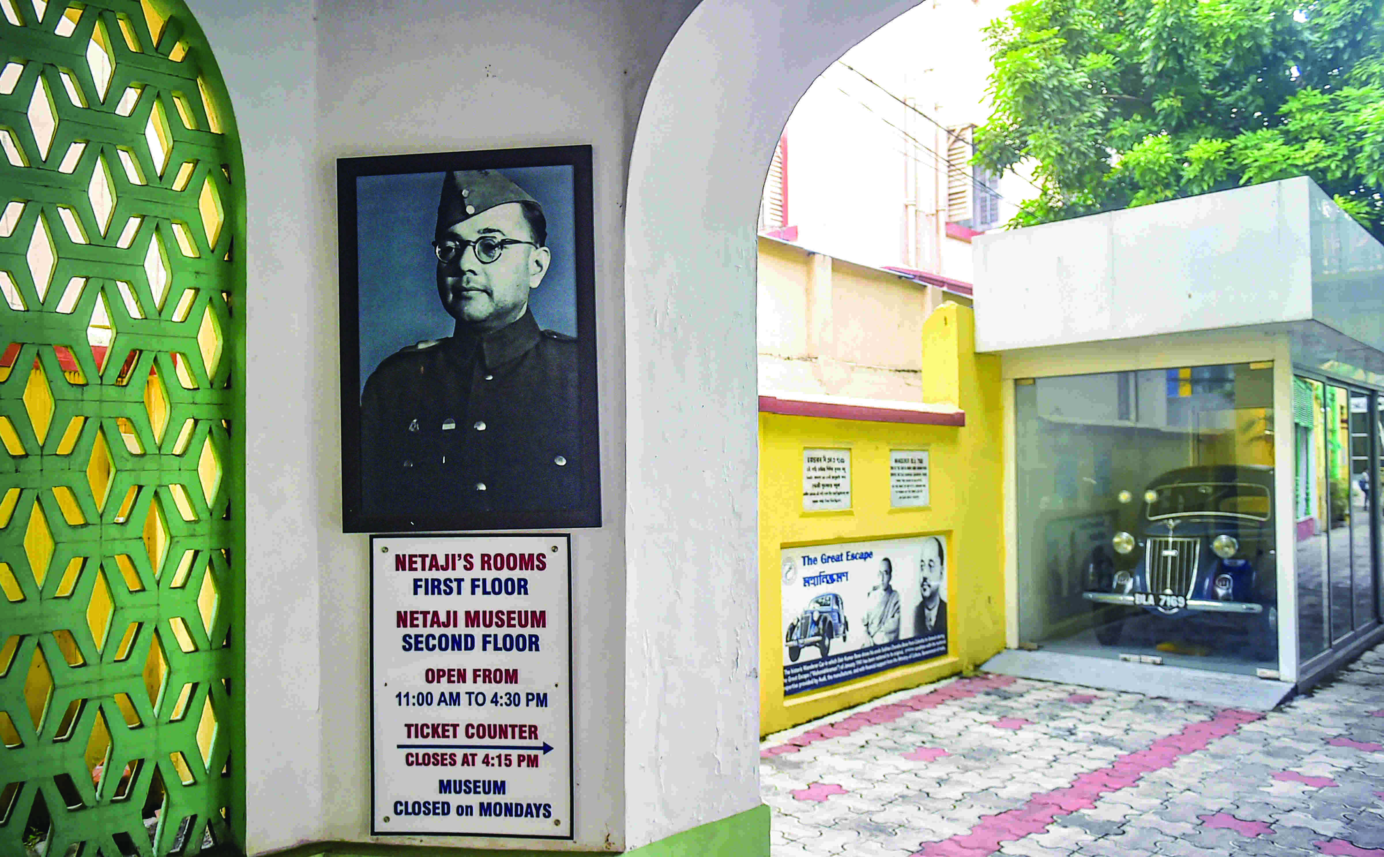 Mukherjee Commission ignored Renkoji temples nod for DNA test of Netaji ashes