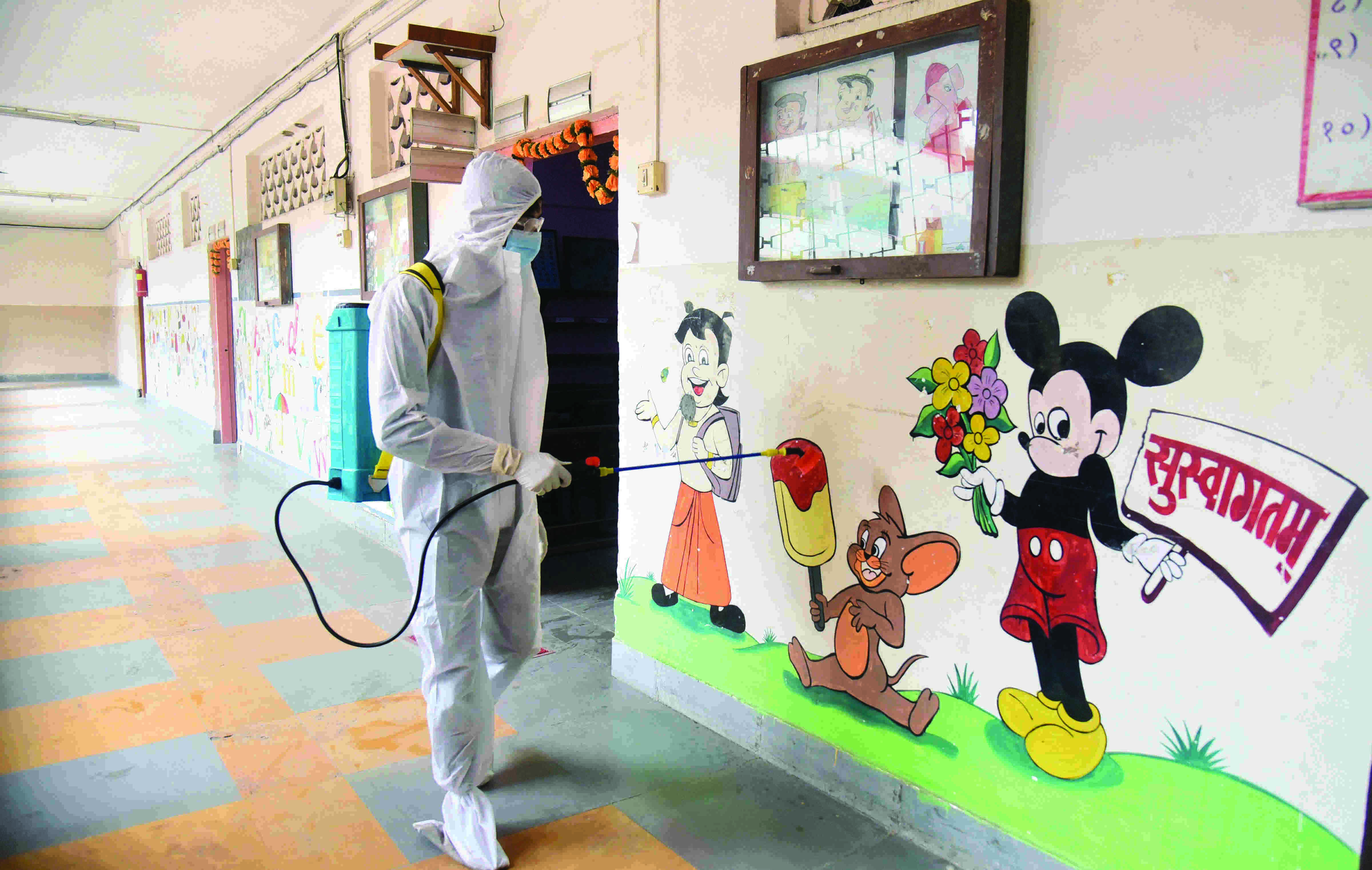 Maharashtra sees 40,805 fresh Covid-19 cases, 44 more deaths Maharashtra sees 40,805 fresh Covid-19 cases, 44 more deaths