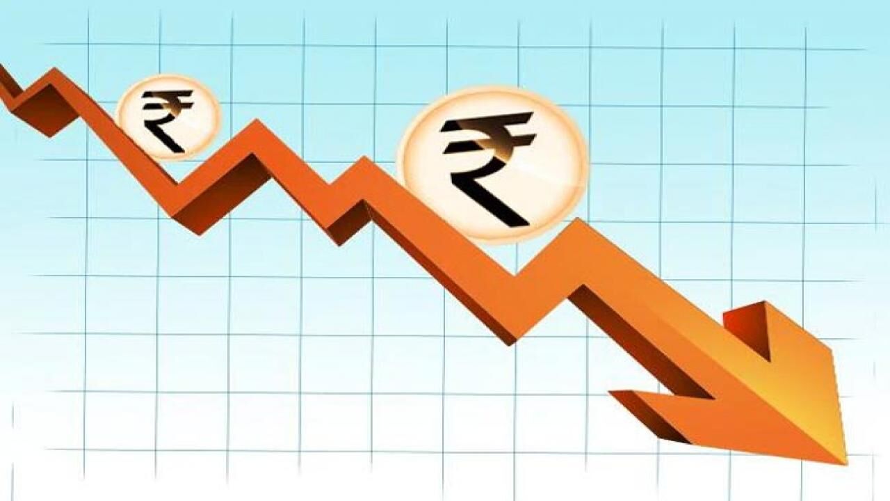 Rupee falls 9 paise to 74.52 against US dollar in early trade
