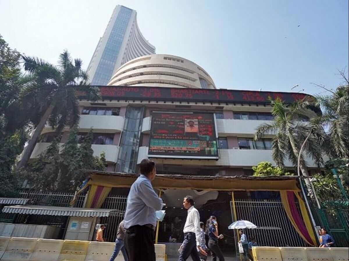 Sensex crashes 1,546 pts; worst day in 2 months