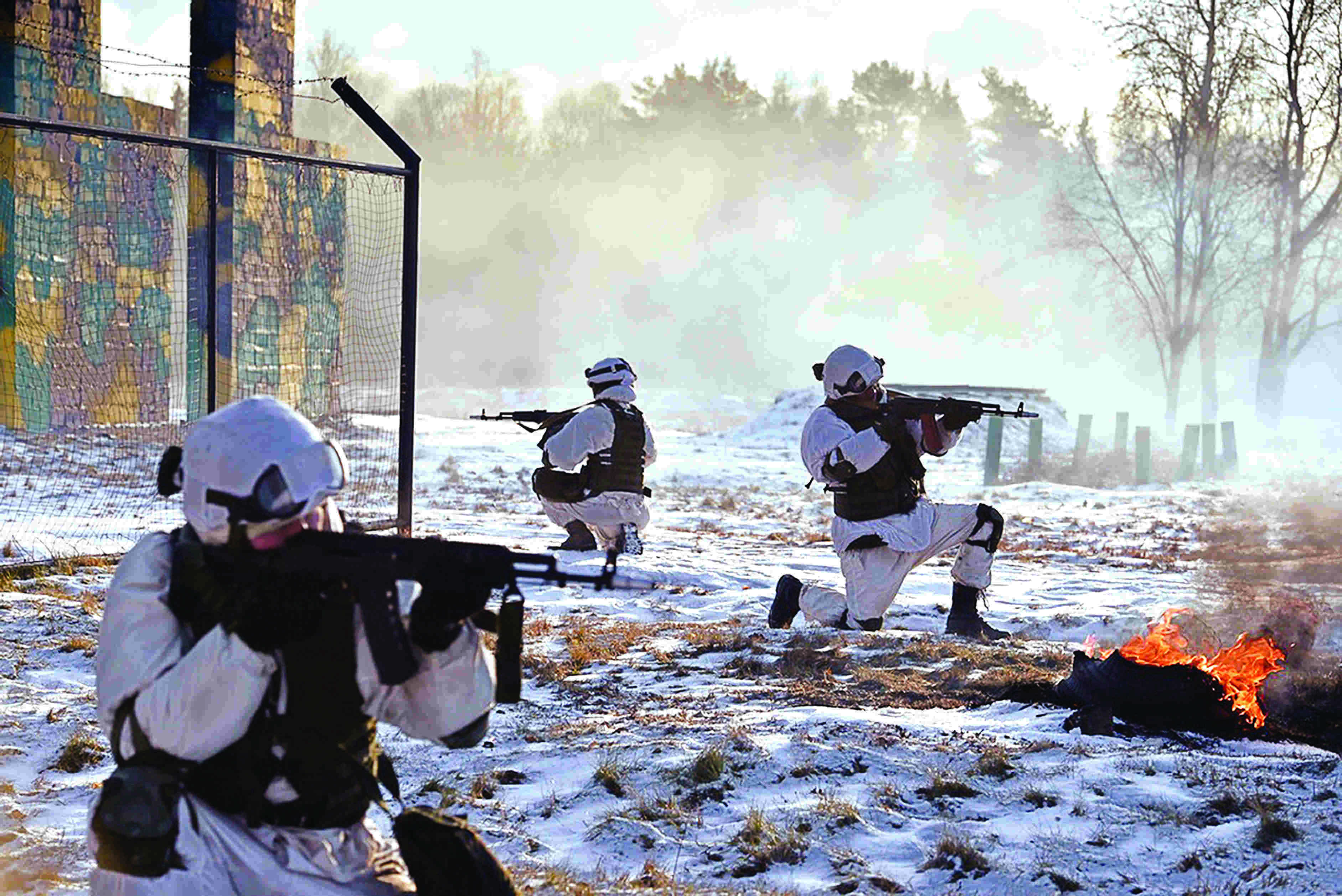 Ukraine urges calm, saying Russian invasion not imminent Ukraine urges calm, saying Russian invasion not imminent