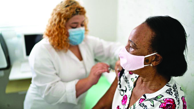 COVID-19 vaccine booster drive is faltering in US