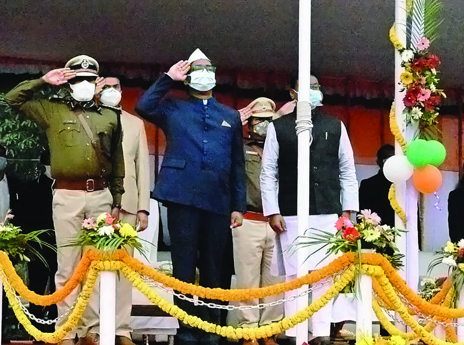 On R-Day, Soren announces `250 subsidy on 10 litres of petrol/month