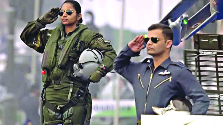 Indias first woman Rafale pilot Shivangi Singh takes part in R-Day Parade Indias first woman Rafale pilot Shivangi Singh takes part in R-Day Parade