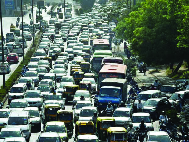 Delhi floods: Traffic movement resumes on Ring Road with restrictions as  Yamuna water level recedes - Check new advisory - India News | The  Financial Express