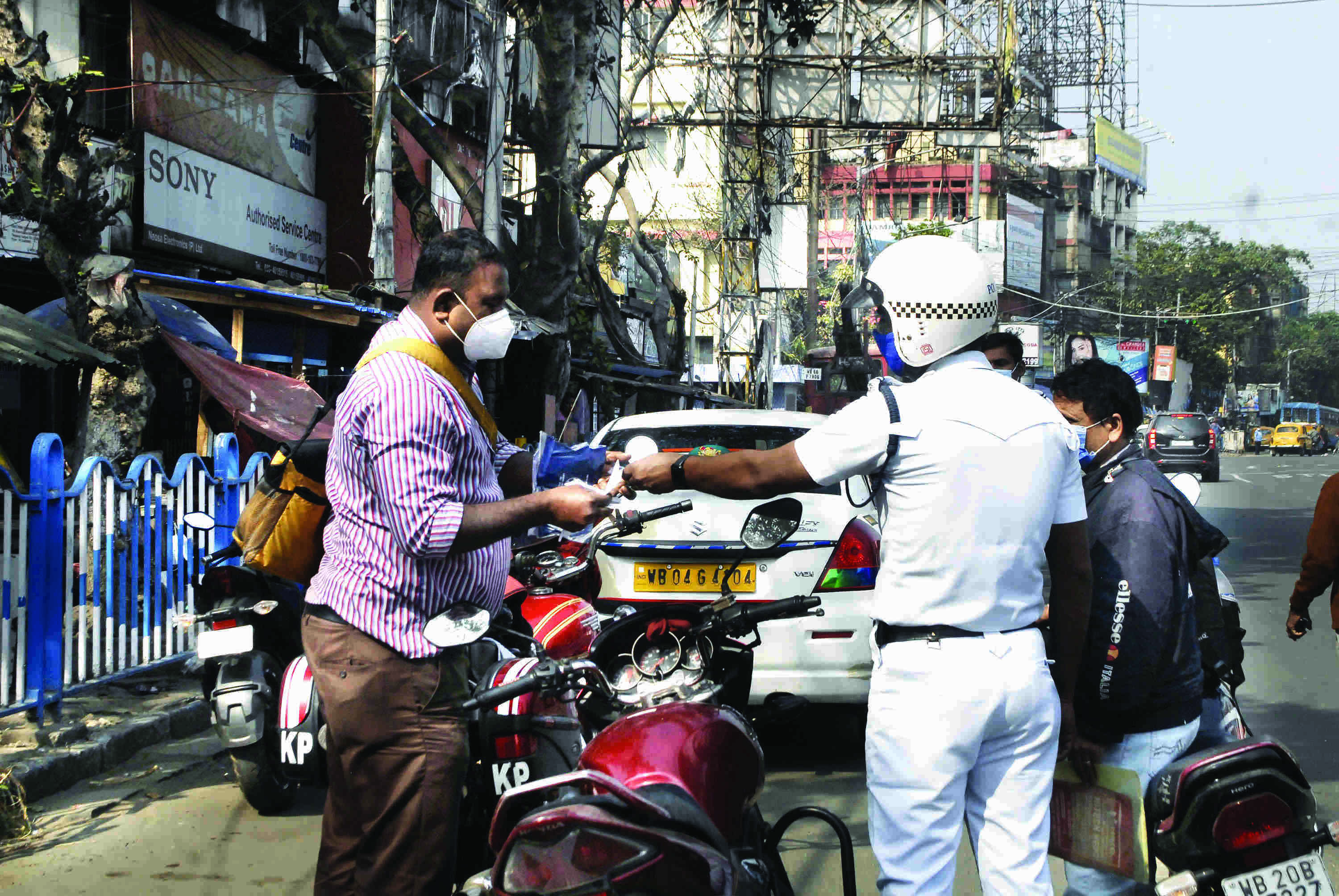 Traffic violation: At least 1,900 prosecuted after revision of fines for offences under MV Act Traffic violation: At least 1,900 prosecuted after revision of fines for offences under MV Act