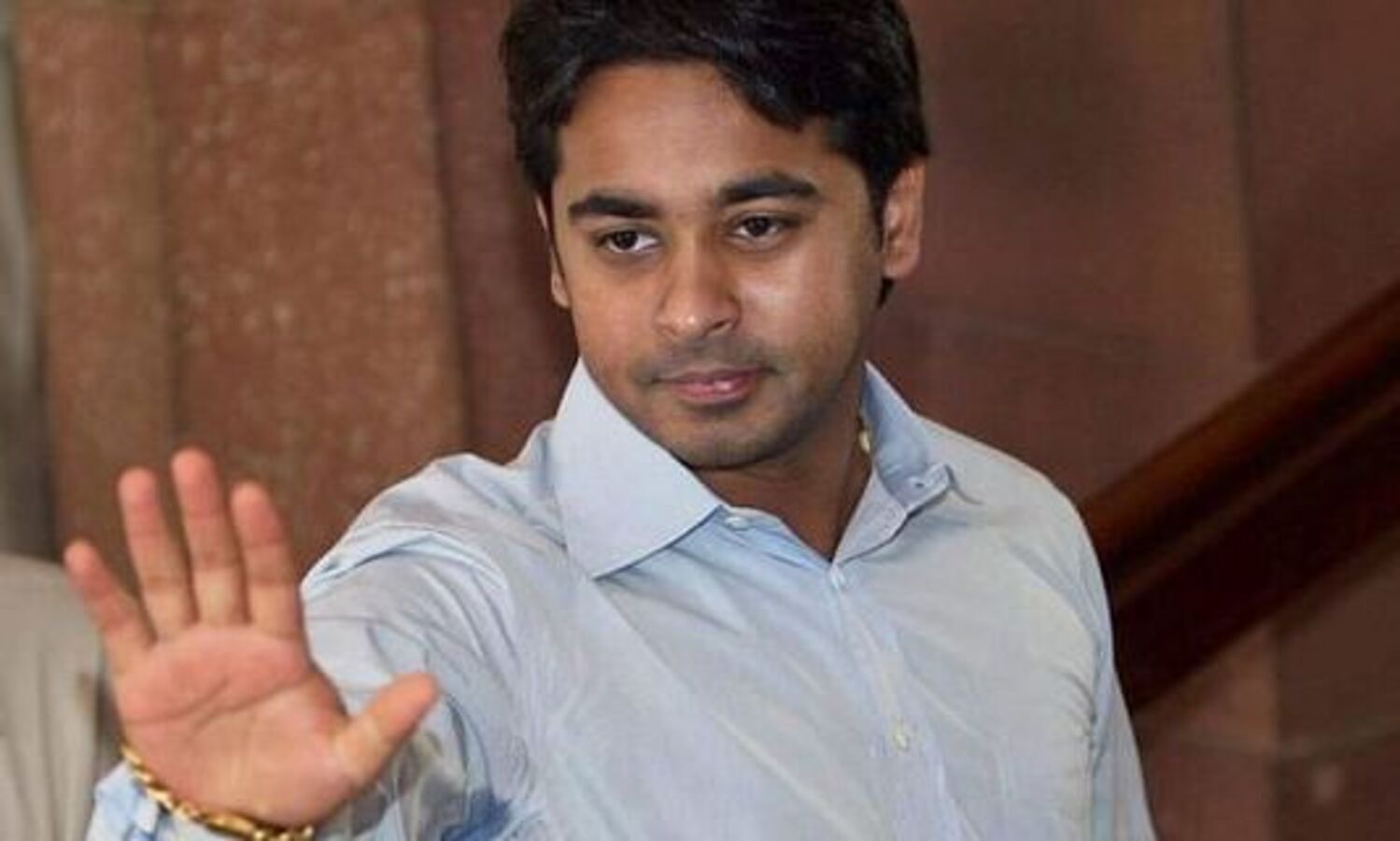 SC protects Maha BJP MLA Nitesh Rane from arrest for 10 days, asks him to surrender & get bail